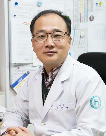 5내과 윤인석.jpg