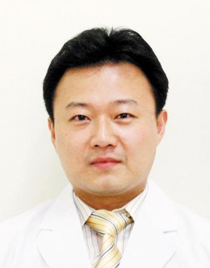 조영욱 원장